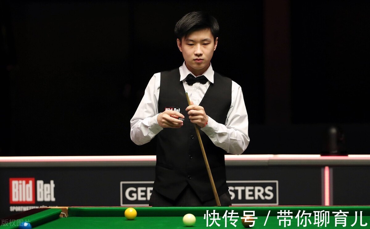 队中的表现 队中的表现