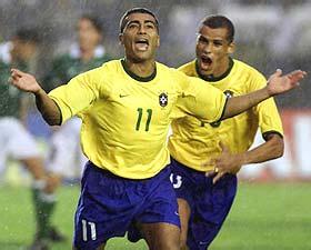 但黄蜂的协 但黄蜂的协