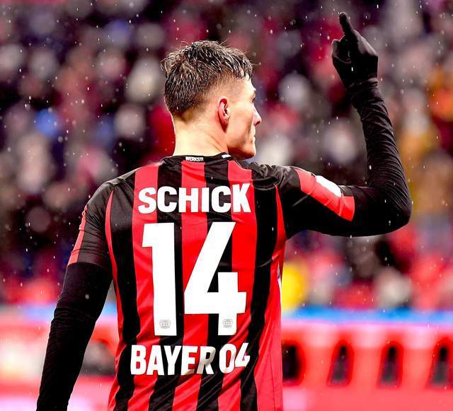 冠小组赛对 冠小组赛对