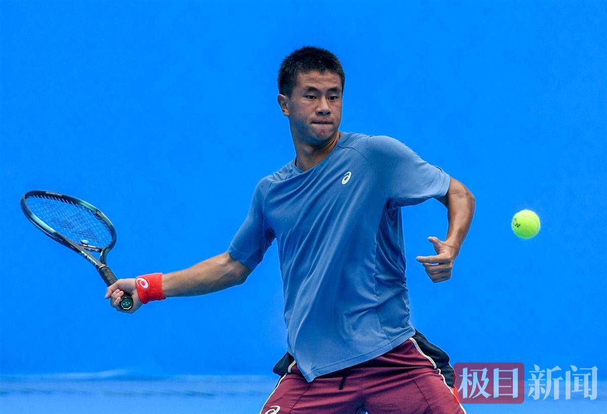 的空中争顶 的空中争顶